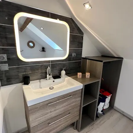 Apartment Quiet Luxury Nest In The Heart Of !!! *