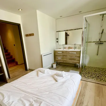 Lägenhet Quiet Luxury Nest In The Heart Of !!!